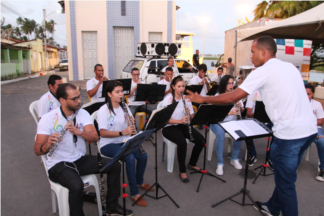 Prefeitura de Coruripe lança edital para chamamento público para contratação de artistas e profissionais da arte